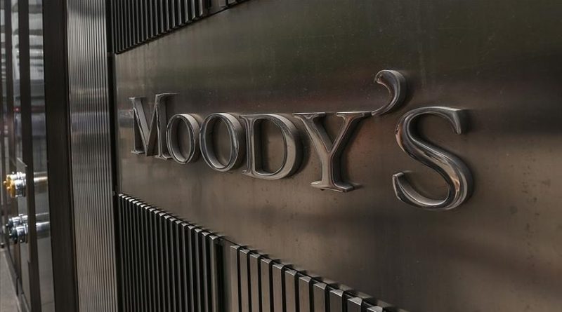 Moody’s, ABD’nin kredi notu görünümünü düşürdü